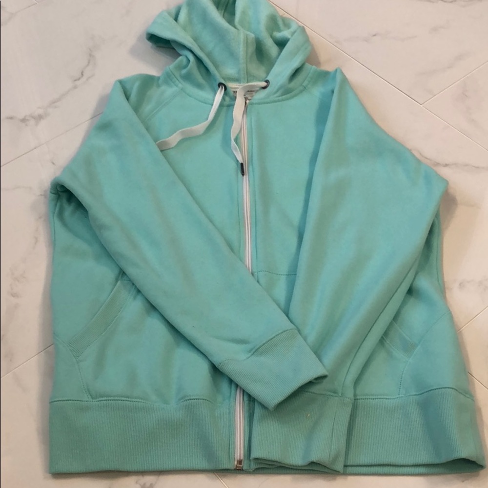 Women’s Zip-up Hoodie